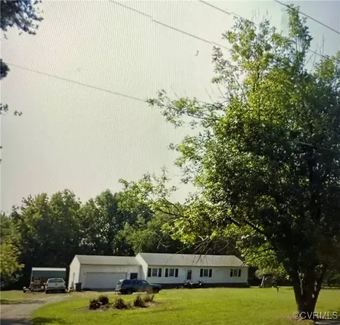 4060 Cralles Rd, Amelia Court House, VA 23002