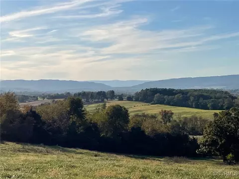 13237 Buckley Rd, Timberville, VA 22853