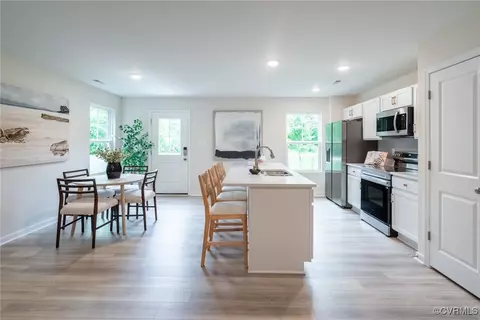 7302 Hancock Crest Pl #T-6, Chesterfield, VA 23832