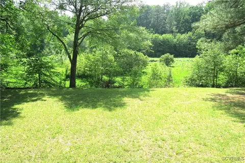 Exterior - 3029 Cicero Pkwy 3035 Maplevale, Chester, VA 23831 photo 4 of 14