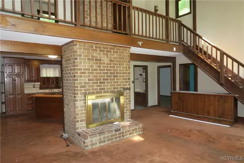 Living - 3029 Cicero Pkwy 3035 Maplevale, Chester, VA 23831 photo 3 of 6