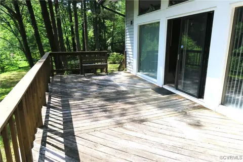 Exterior - 3029 Cicero Pkwy 3035 Maplevale, Chester, VA 23831 photo 6 of 14