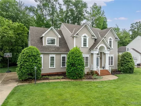 3624 Riverdowns North Dr, Midlothian, VA 23113 photo 2