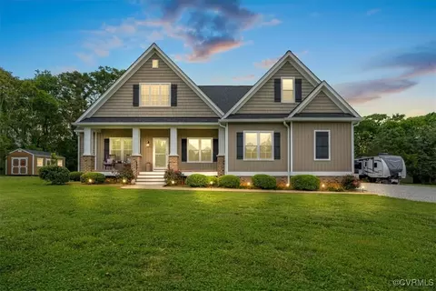 1126 Sparrows Ln, Powhatan, VA 23139