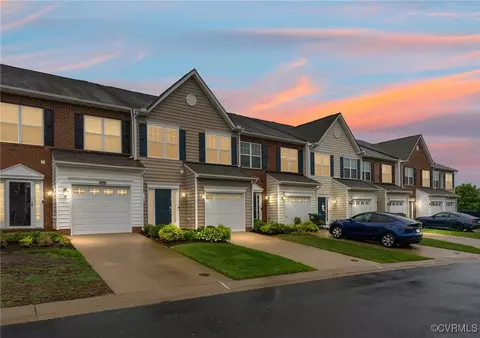 7439 Washington Arch Dr, Mechanicsville, VA 23111