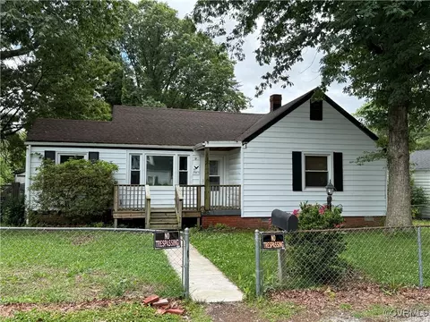 2823 Maplewood Rd, Henrico, VA 23228