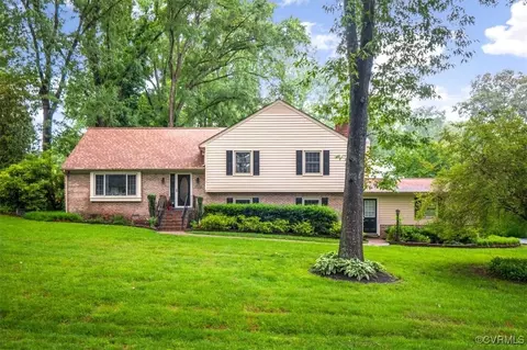 7733 Surreywood Dr, North Chesterfield, VA 23235