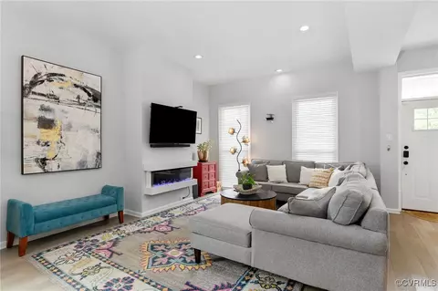Living - 3418 E Clay St, Richmond, VA 23223 photo 1 of 3