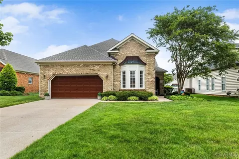906 Nicolay Pl, Midlothian, VA 23114