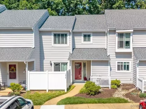 1416 Sycamore Mews Cir, Midlothian, VA 23113