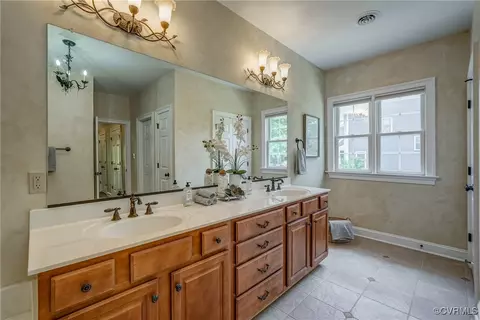 Bath - 3330 Handley Rd, Midlothian, VA 23113 photo 2 of 6
