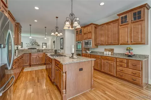 Kitchen - 3330 Handley Rd, Midlothian, VA 23113 photo 2 of 5