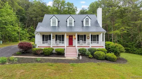 2546 Glenridge Cir, Powhatan, VA 23139