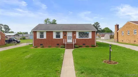 303 Mac Arthur Ave, Colonial Heights, VA 23834
