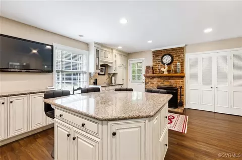 4060 Old Gun Rd, Midlothian, VA 23113 photo 4