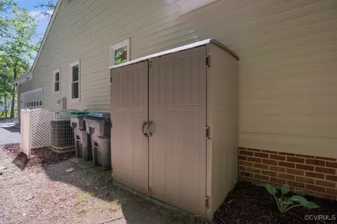 15300 Houndmaster Cir, Midlothian, VA 23112 photo 36