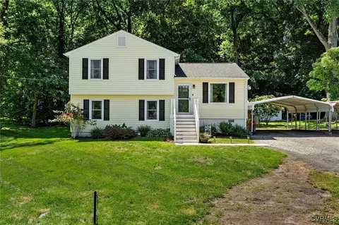 10911 Sassafras Dr, Hopewell, VA 23860