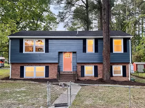 1628 Circle Dr, Petersburg, VA 23803