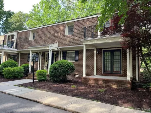 1184 Jamestown Rd #19, Williamsburg, VA 23185 photo 2