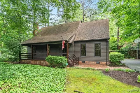 10150 Suzanne Dr, Mechanicsville, VA 23116