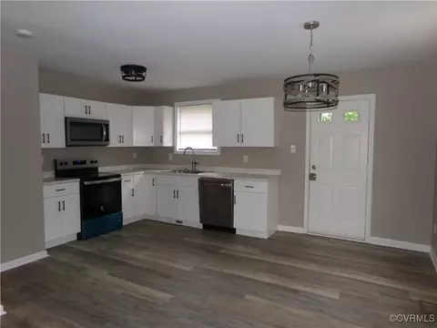 1422 Lenmore St, Richmond, VA 23224 photo 6