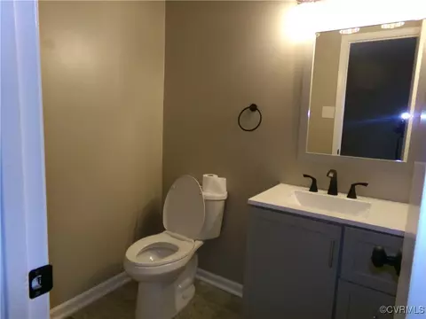 1422 Lenmore St, Richmond, VA 23224 photo 9