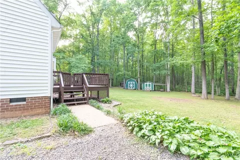 9845 Knobs Hill Ln, Amelia Court House, VA 23002 photo 32