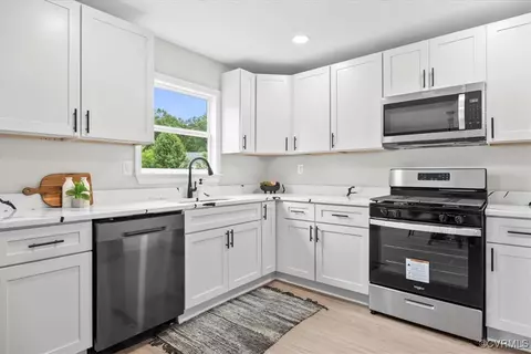 Kitchen - 3207 Mark Rd, Richmond, VA 23234 photo 1 of 2