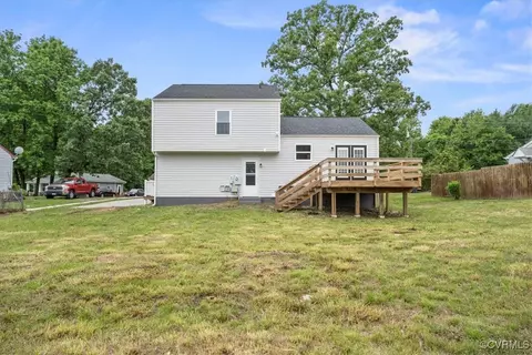Exterior - 3207 Mark Rd, Richmond, VA 23234 photo 6 of 7