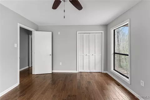 Bedroom - 14323 Spring Gate Ct, Midlothian, VA 23112 photo 3 of 11