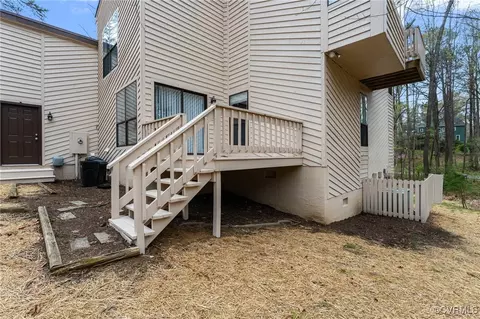 Exterior - 14323 Spring Gate Ct, Midlothian, VA 23112 photo 5 of 5