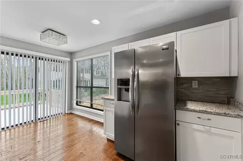 Kitchen - 14323 Spring Gate Ct, Midlothian, VA 23112 photo 2 of 4