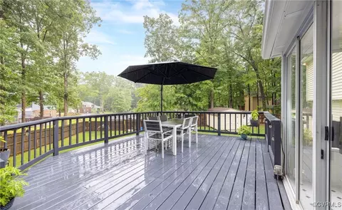 Exterior - 1700 Drifting Cir, Midlothian, VA 23113 photo 5 of 8
