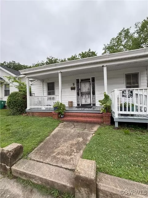 1127 W Washington St, Petersburg, VA 23803