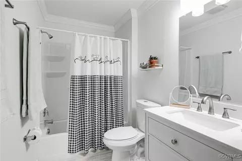 Bath - 5615 Lipton Rd, Richmond, VA 23225 photo 4 of 4