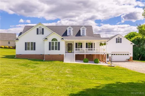 16180 Janet Dr, Amelia Court House, VA 23002
