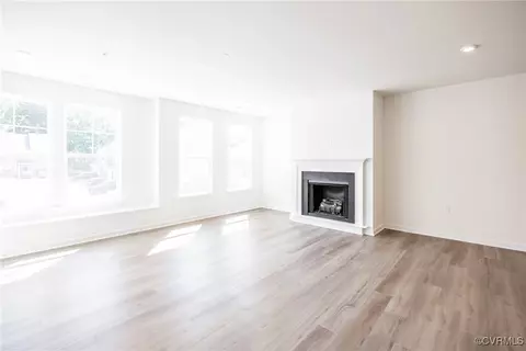 4106 Ebbies Xing, Midlothian, VA 23112