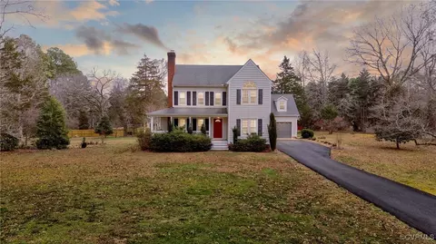 2720 Pineridge Ln, Powhatan, VA 23139