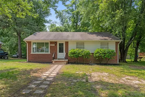 2711 Fruehauf Rd, Henrico, VA 23228