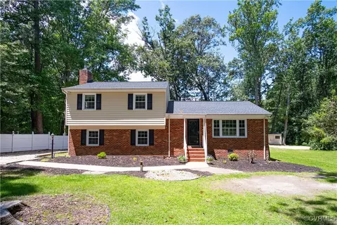 9477 Shelley Dr, Mechanicsville, VA 23116