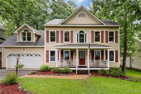 5809 Rosebay Forest Rd, Midlothian, VA 23112
