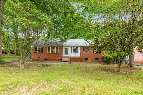 1919 Greenhurst Dr, Henrico, VA 23229