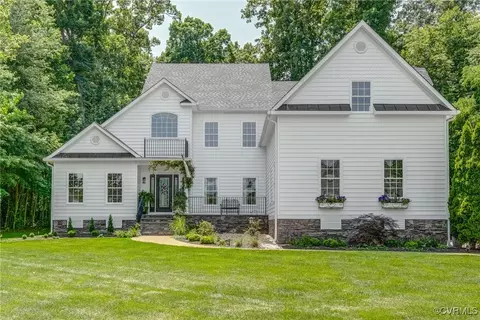 14101 Ashton Cove Dr, Midlothian, VA 23113