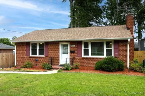 3225 Glenview Ave, Colonial Heights, VA 23834