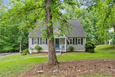 17 Brougham Rd, Palmyra, VA 22963 photo 1
