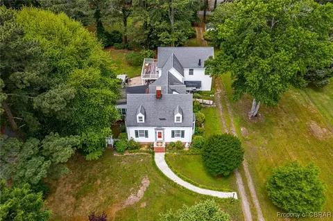250 Main St, Reedville, VA 22539