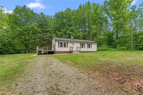 6379 Patrick Henry Hwy, Charlotte Court House, VA 23923