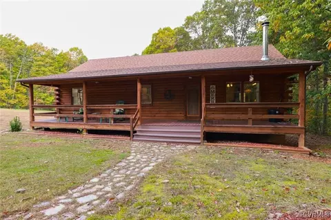 1927 Judes Ferry Rd, Powhatan, VA 23139