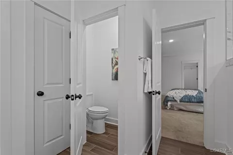 Entry Way - 9074 Winter Spring Dr, Mechanicsville, VA 23116 photo 4 of 7