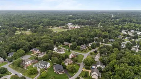 View/Area - 9074 Winter Spring Dr, Mechanicsville, VA 23116 photo 2 of 5